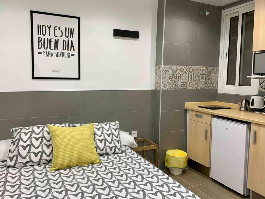 Nice Apartment In Barcelona By Perita Next Metro St T1 エクステリア 写真
