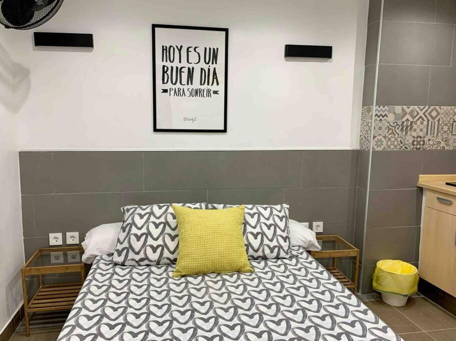 Nice Apartment In Barcelona By Perita Next Metro St T1 エクステリア 写真