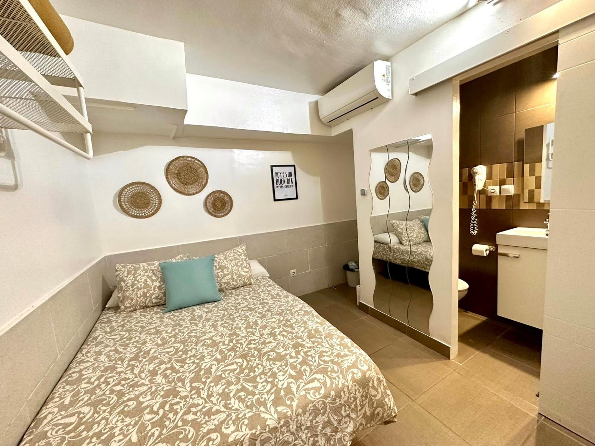 Nice Apartment In Barcelona By Perita Next Metro St T1 エクステリア 写真